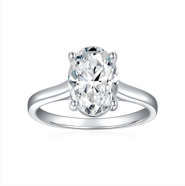 The Alouette Ring moissanite engagement ring by Trésor Diamond