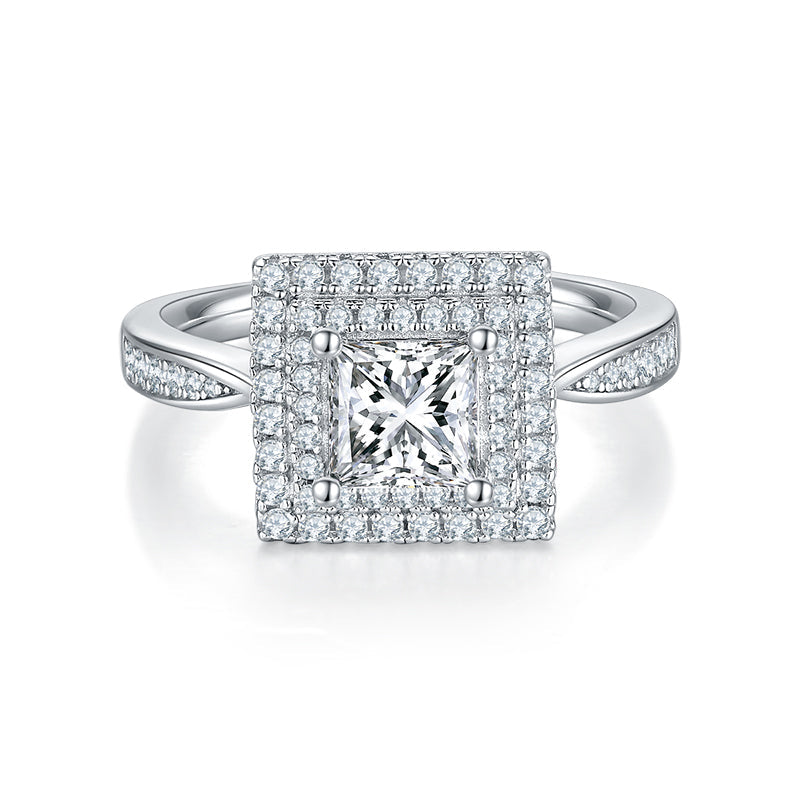 The Cora Ring moissanite engagement ring by Trésor Diamond