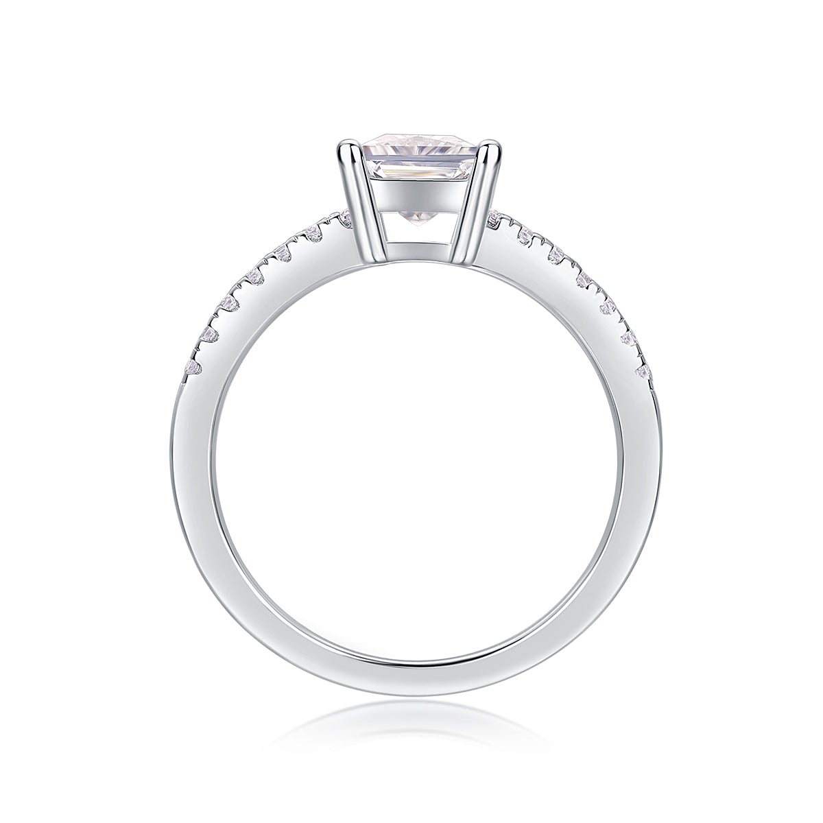 The Arlette Ring moissanite engagement ring by Trésor Diamond
