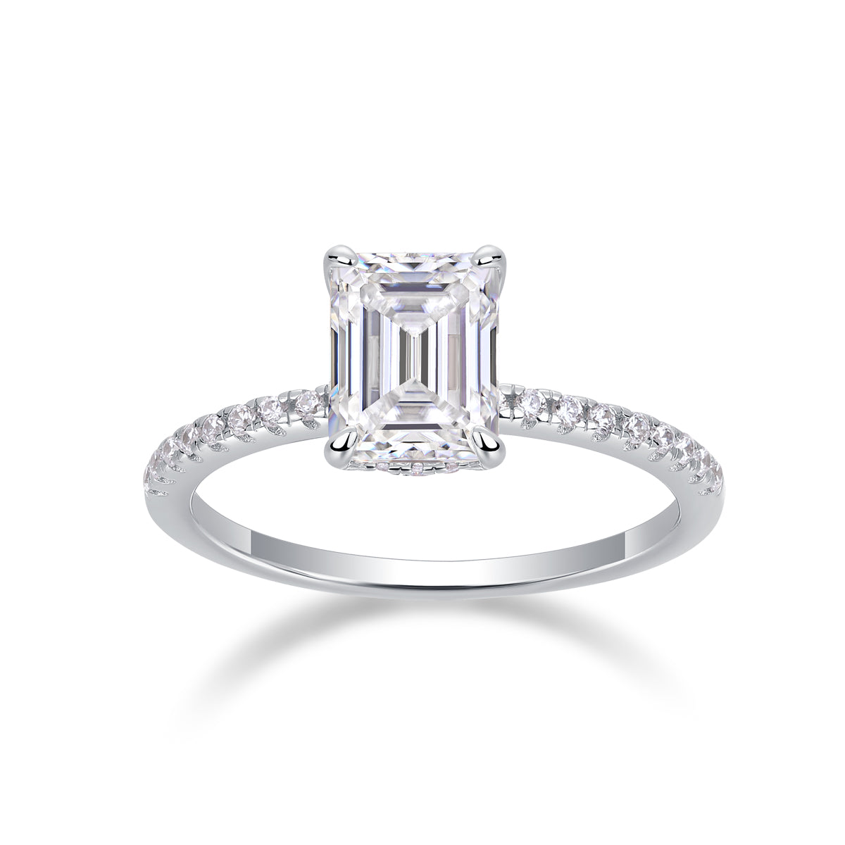 The Lenora Ring moissanite engagement ring by Trésor Diamond