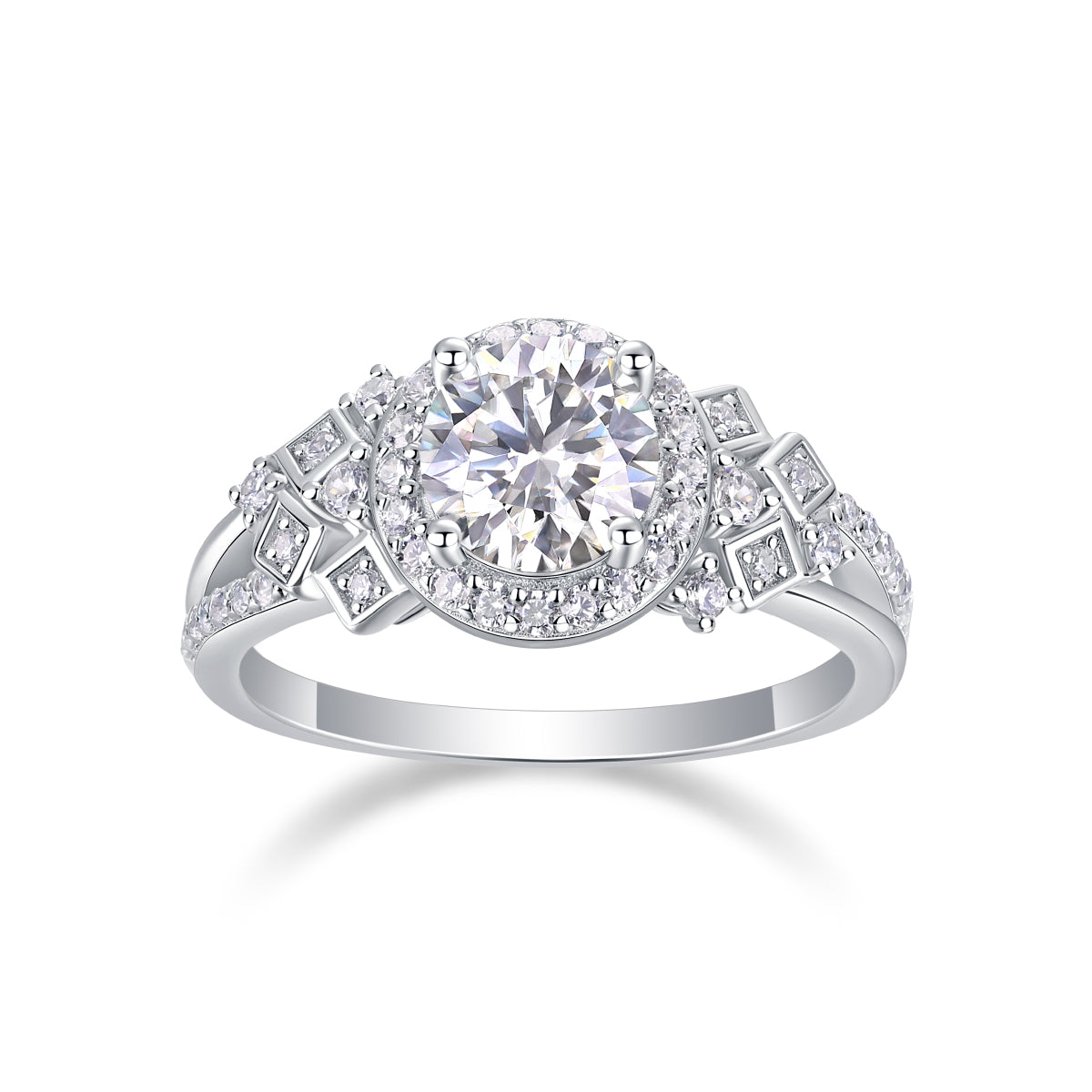 The Selene Ring moissanite engagement ring by Trésor Diamond