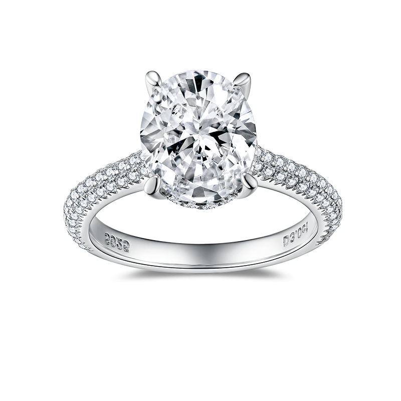 The Lily Ring moissanite engagement ring by Trésor Diamond