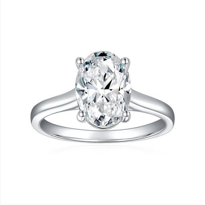 The Alouette Ring moissanite engagement ring by Trésor Diamond