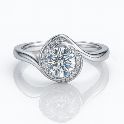 The Chloe Ring moissanite engagement ring by Trésor Diamond