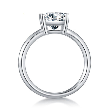 The Serenia Ring moissanite engagement ring by Trésor Diamond