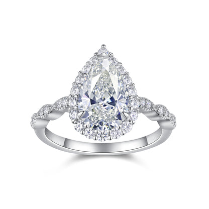 The Amira Ring moissanite engagement ring by Trésor Diamond