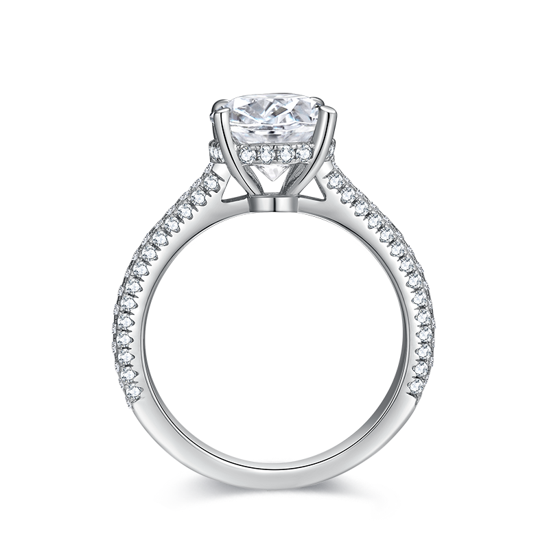 The Lily Ring moissanite engagement ring by Trésor Diamond
