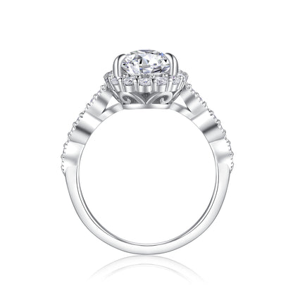 The Amira Ring moissanite engagement ring by Trésor Diamond