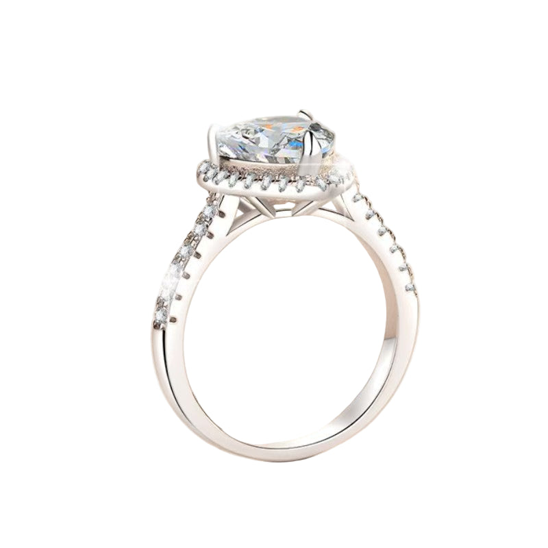 The Anora Ring moissanite engagement ring by Trésor Diamond