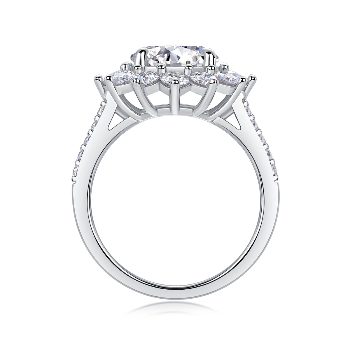 The Tele Ring moissanite engagement ring by Trésor Diamond