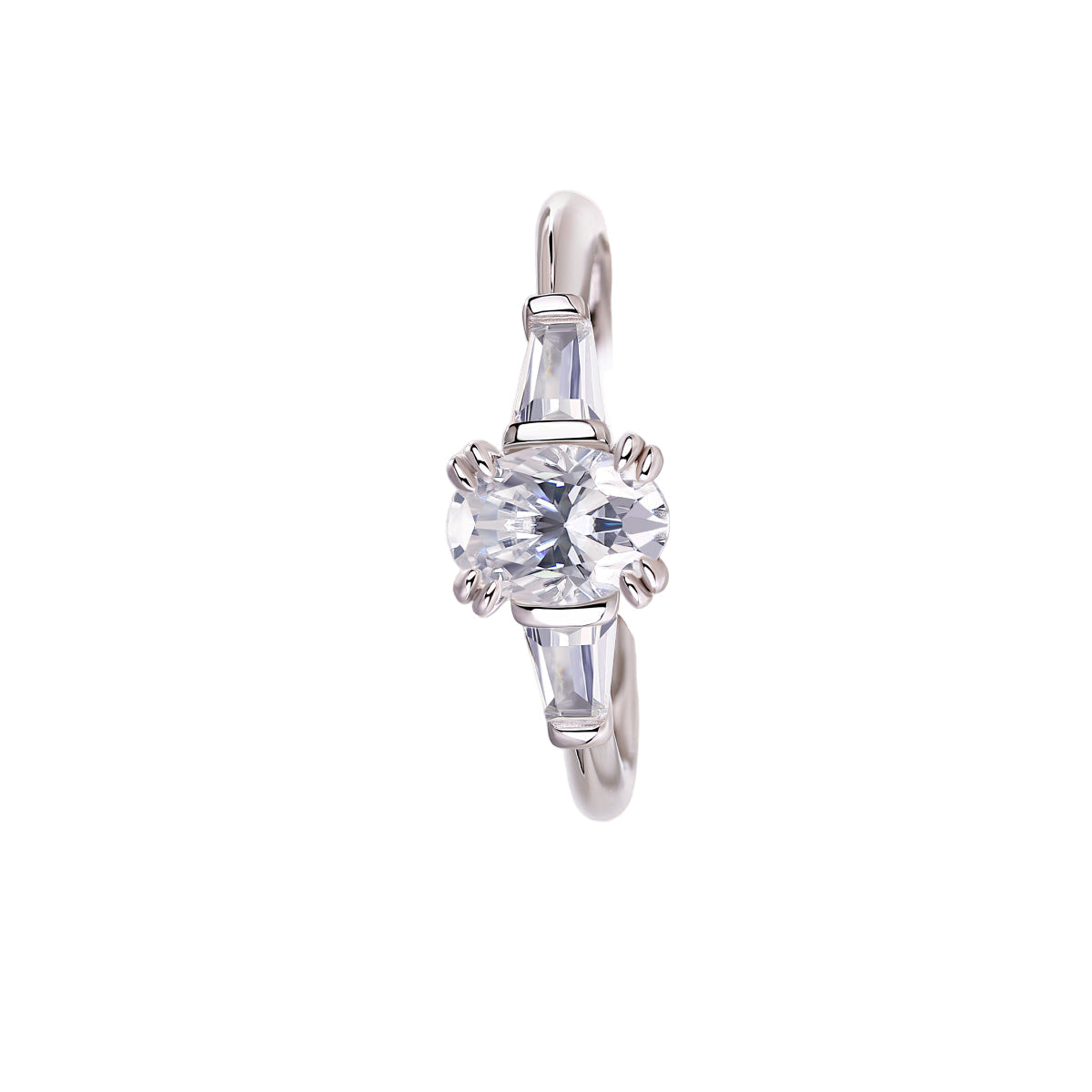 The Vivienne Ring moissanite engagement ring by Trésor Diamond