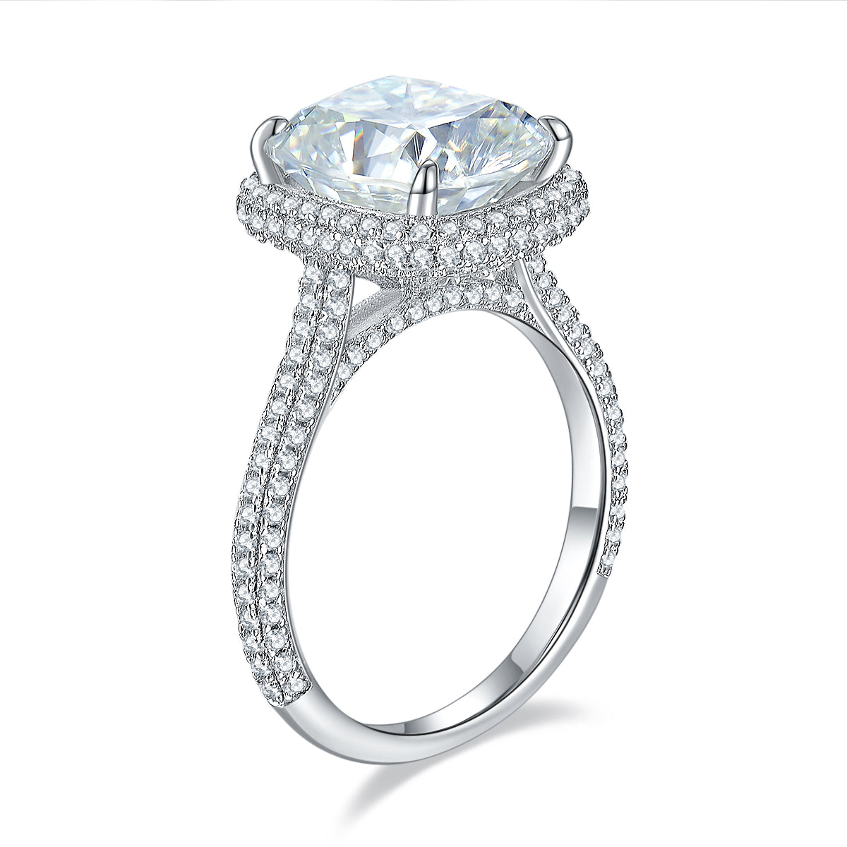 The Leah Ring moissanite engagement ring by Trésor Diamond