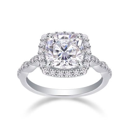 The Amara Ring moissanite engagement ring by Trésor Diamond