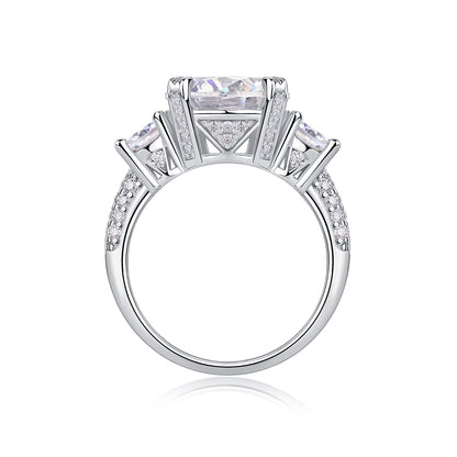 The Coralie Ring moissanite engagement ring by Trésor Diamond