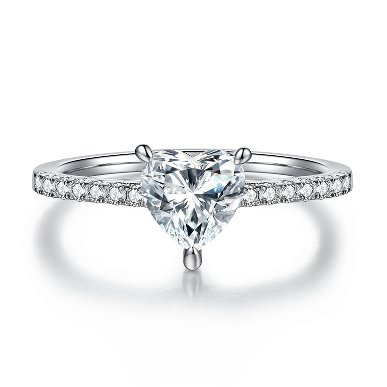 The Amoria Ring moissanite engagement ring by Trésor Diamond