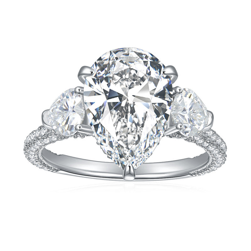 The Amélienne Ring moissanite engagement ring by Trésor Diamond