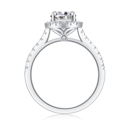 The Aria Ring moissanite engagement ring by Trésor Diamond