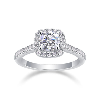 Elegant Tresor Diamond True Ring featuring a sparkling diamond centerpiece and a sleek band design.