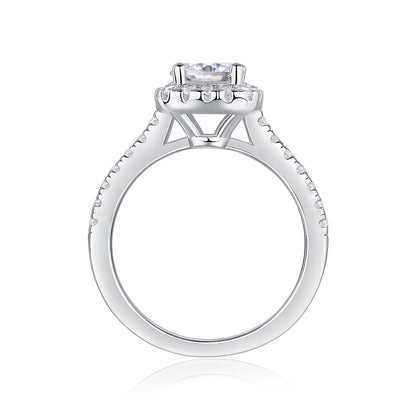 Elegant Tresor Diamond True Ring featuring a sparkling diamond set in a polished gold band.
