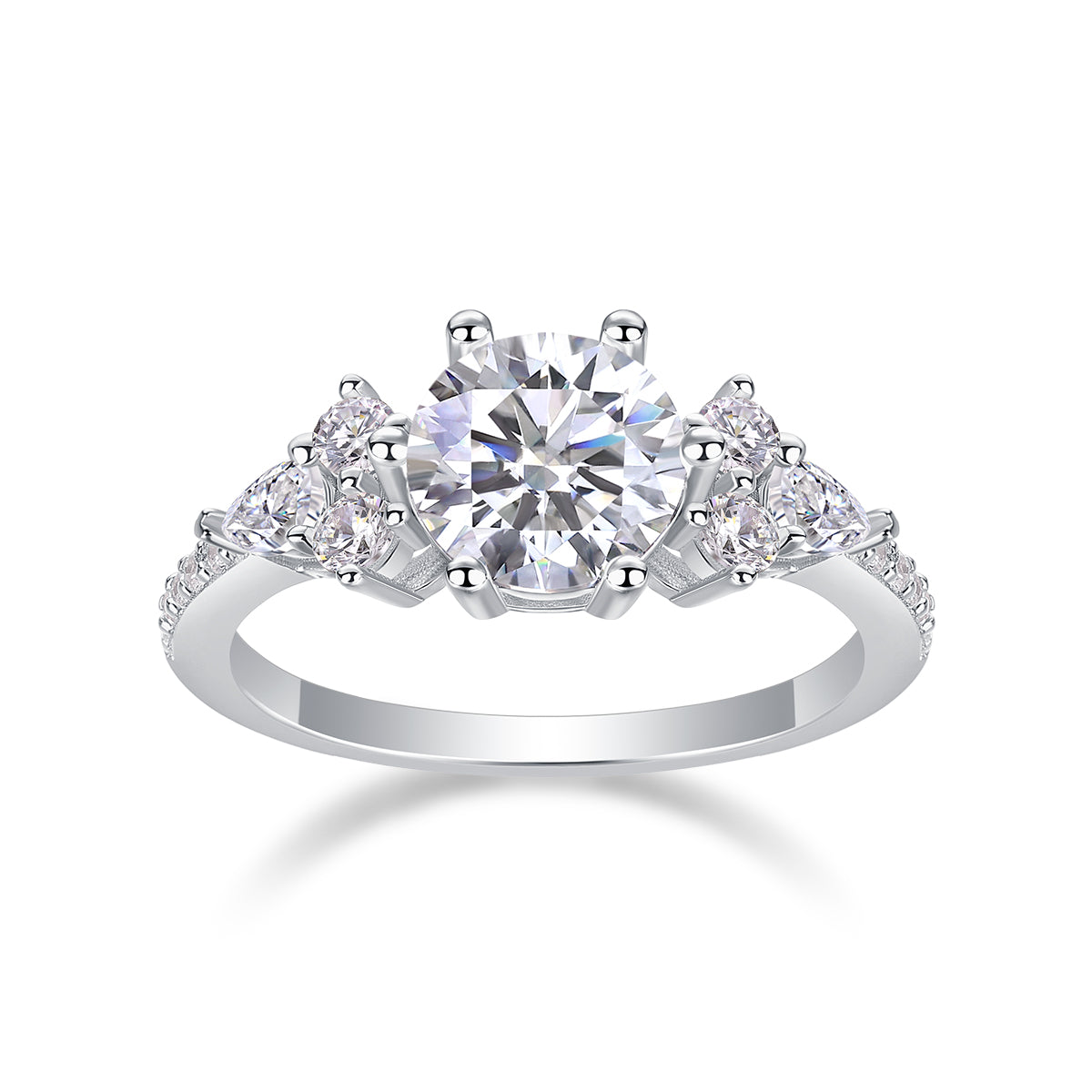 The Evela Ring moissanite engagement ring by Trésor Diamond