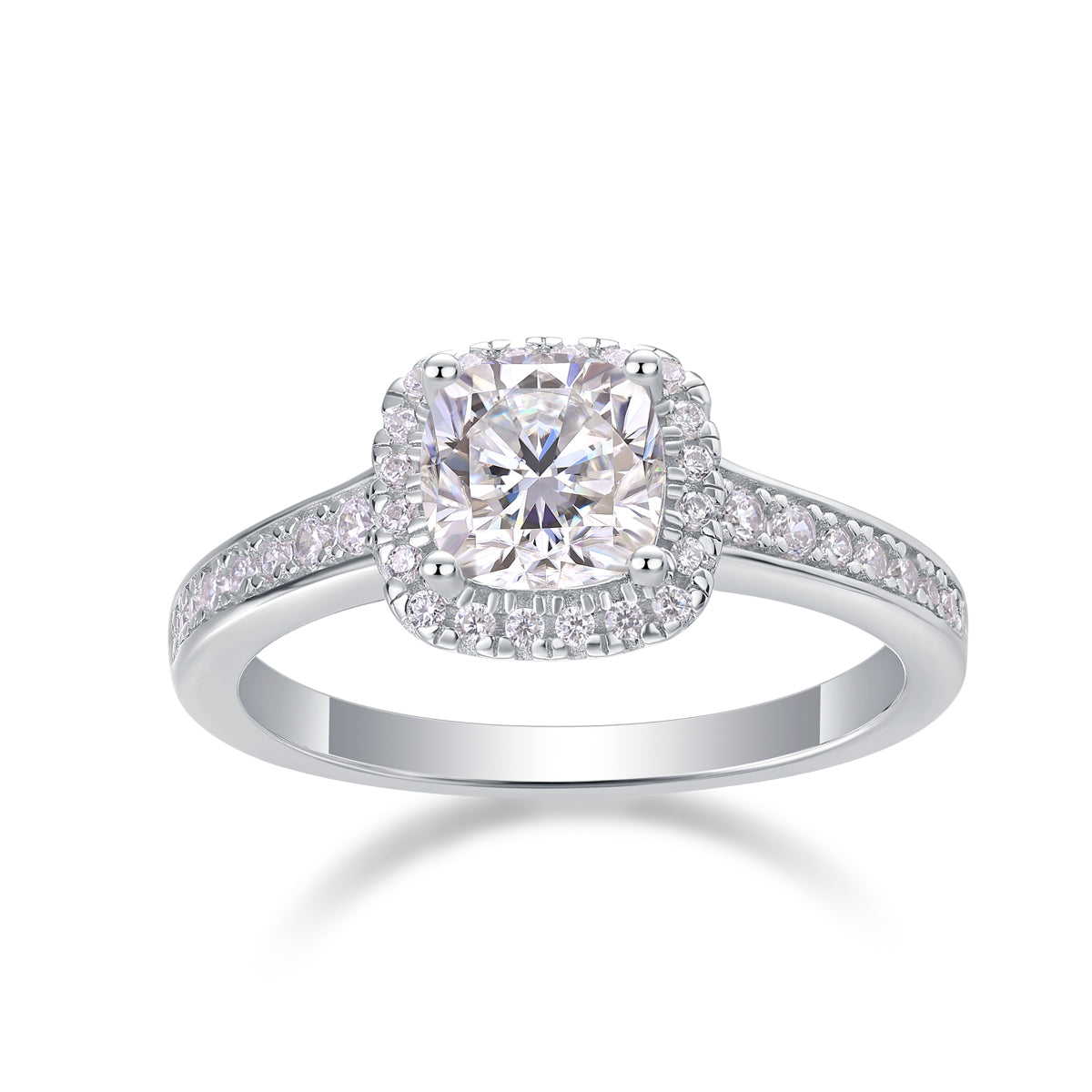 The Vivara Ring moissanite engagement ring by Trésor Diamond