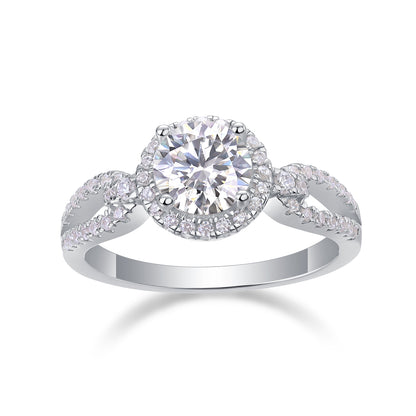 The Evelisse Ring moissanite engagement ring by Trésor Diamond