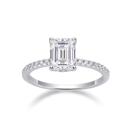 The Lenora Ring moissanite engagement ring by Trésor Diamond
