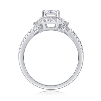 The Aurelia Ring moissanite engagement ring by Trésor Diamond