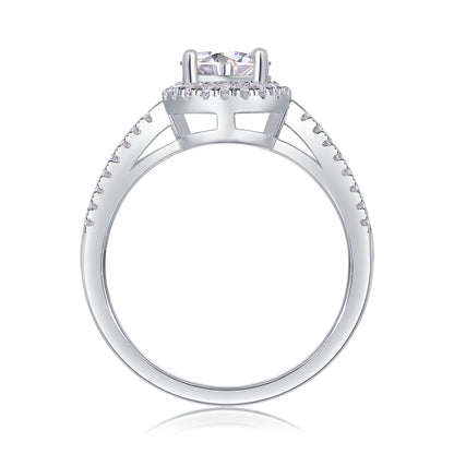 Radiance Ring by Tresor Diamond featuring a sparkling diamond centerpiece on a sleek gold band.