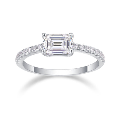 The Elenor Ring moissanite engagement ring by Trésor Diamond