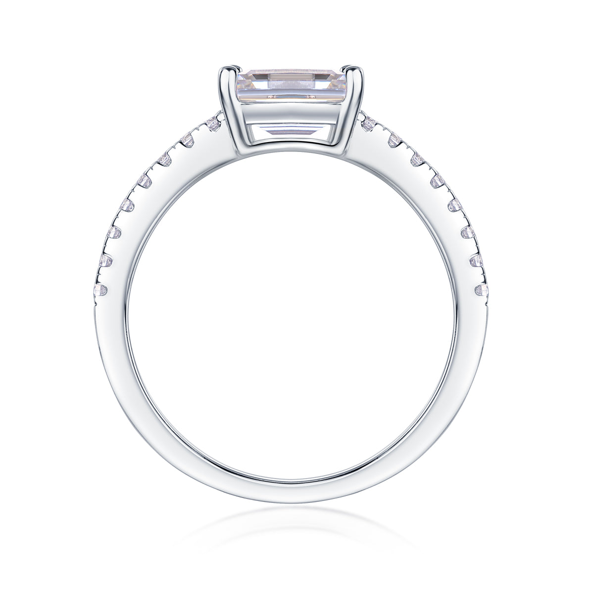 The Elenor Ring moissanite engagement ring by Trésor Diamond