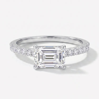 Elegant Tresor Diamond Elenor Ring featuring a sparkling gemstone and intricate band design.