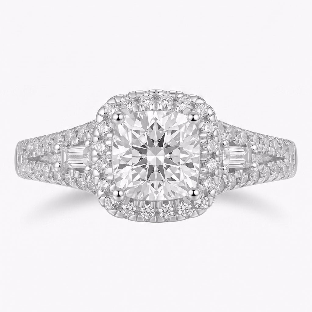 Elegant Tresor Diamond Fiorenza Ring featuring a sparkling central gemstone and intricate band design.
