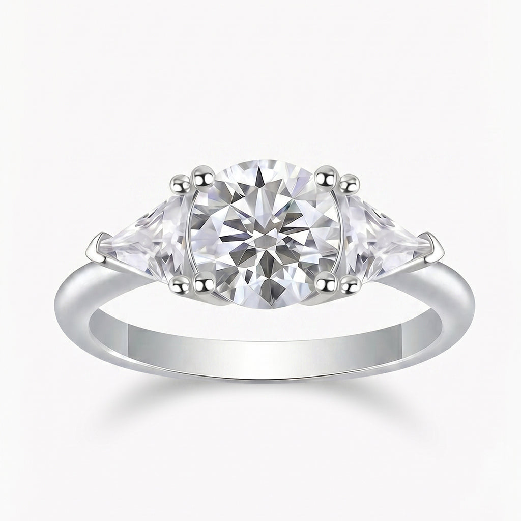 Silver Tresor Diamond The Liana Ring featuring intricate leaf-inspired design and sparkling gemstones.