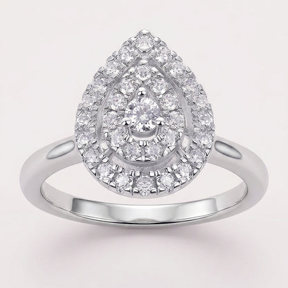 Silver Tresor Diamond Vianne Ring with intricate engraved band and sparkling diamond accents.