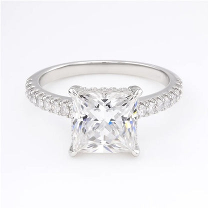 The Vionara Ring moissanite engagement ring by Trésor Diamond