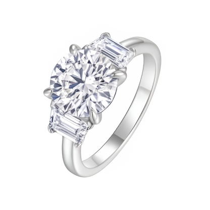 The Arwen Ring moissanite engagement ring by Trésor Diamond