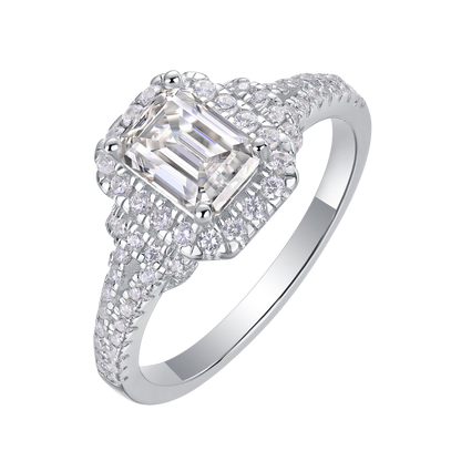 The Aurelia Ring moissanite engagement ring by Trésor Diamond