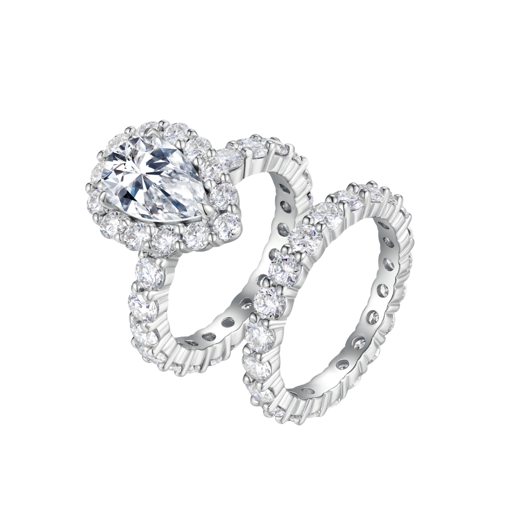 The Evelina Ring Set moissanite engagement ring by Trésor Diamond