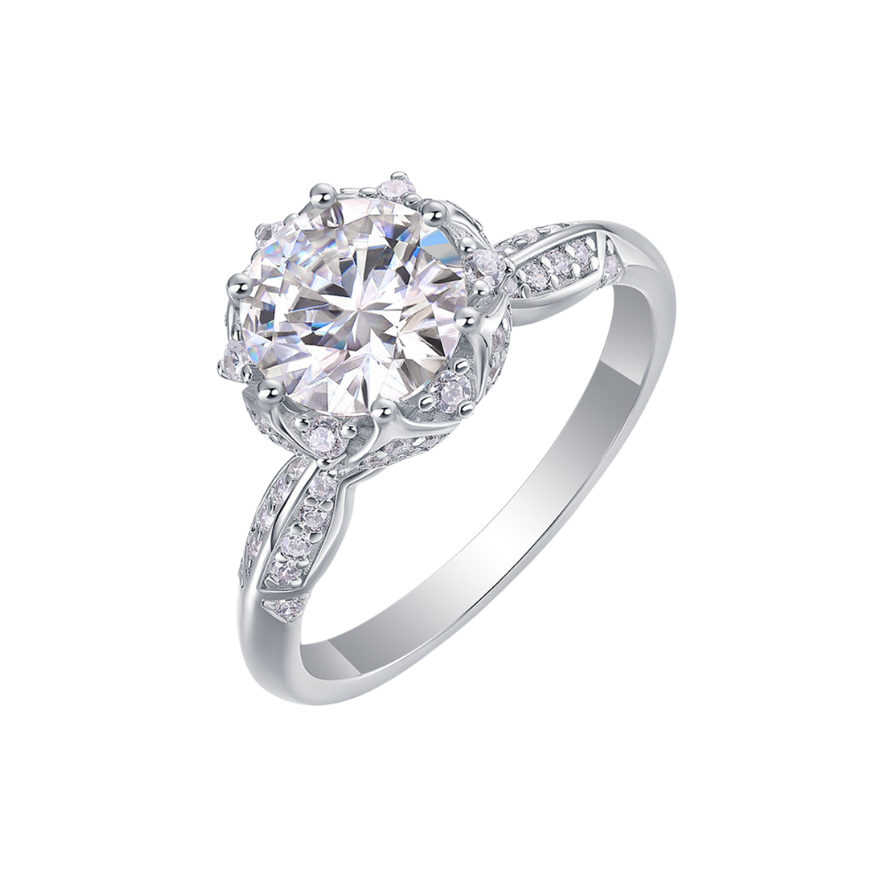 The Aveline Ring moissanite engagement ring by Trésor Diamond