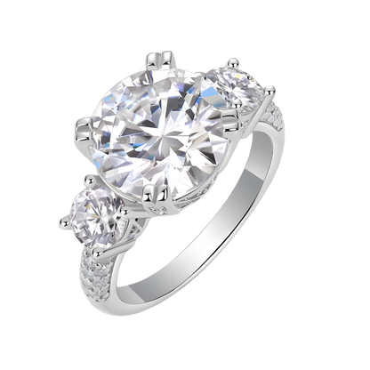 The Coralie Ring moissanite engagement ring by Trésor Diamond