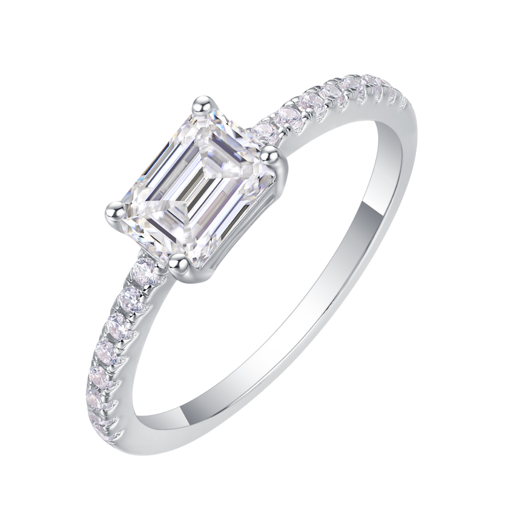 The Elenor Ring moissanite engagement ring by Trésor Diamond