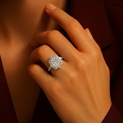 The Elvoria Ring moissanite engagement ring by Trésor Diamond