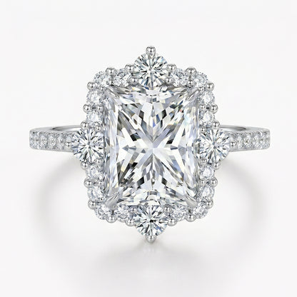 Elegant silver Elvoria Ring by Tresor Diamond featuring intricate floral details and sparkling gemstone accents.