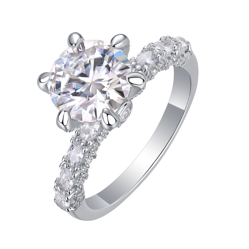 The Evelyne Ring moissanite engagement ring by Trésor Diamond