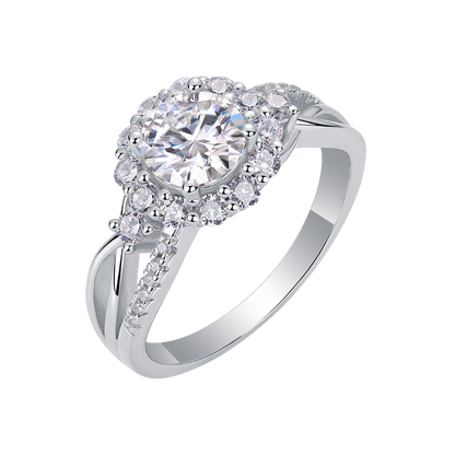 The Kate Ring moissanite engagement ring by Trésor Diamond