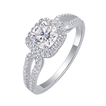 The Marcelle Ring moissanite engagement ring by Trésor Diamond