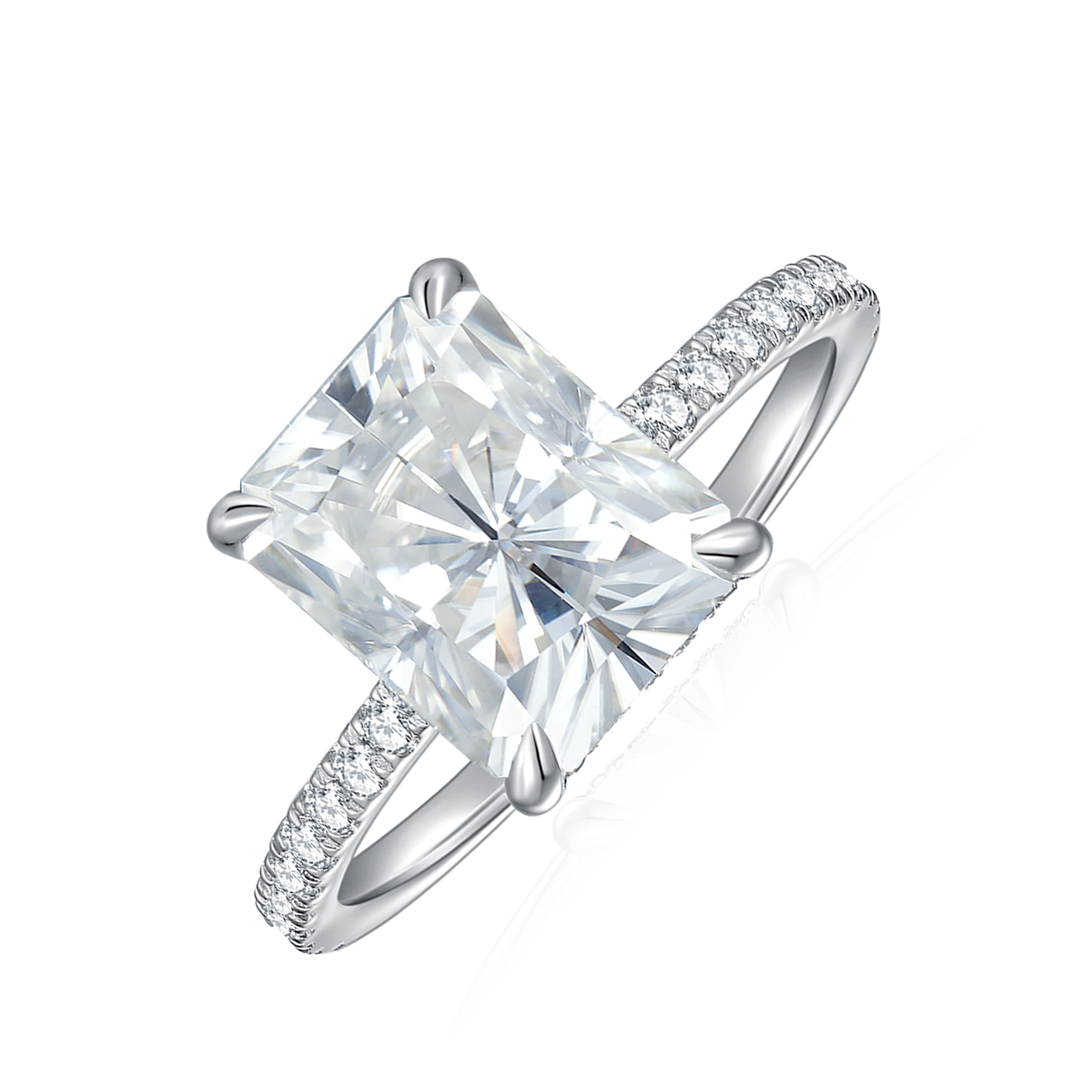 The Mirabel Ring moissanite engagement ring by Trésor Diamond
