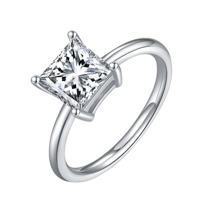 The Serenia Ring moissanite engagement ring by Trésor Diamond