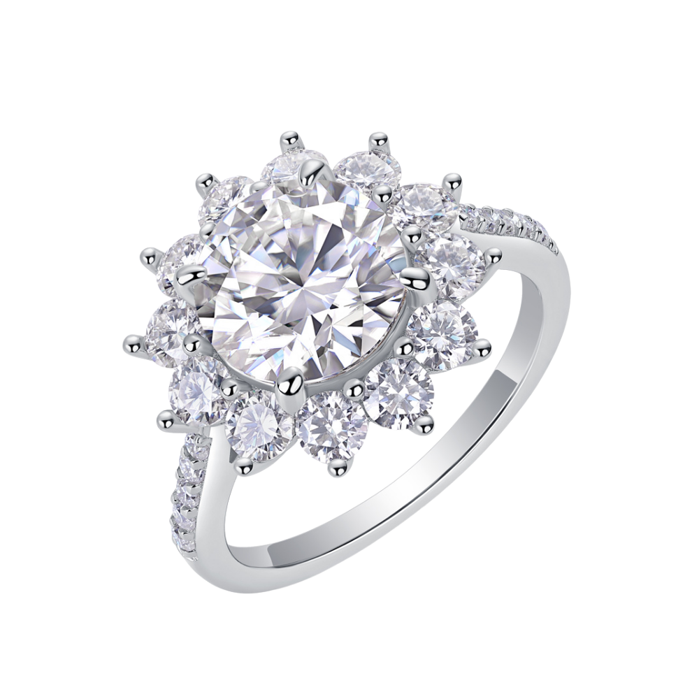 The Tele Ring moissanite engagement ring by Trésor Diamond